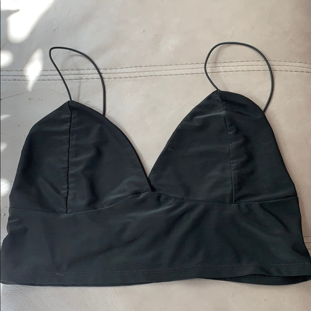 Thin strap Crop top